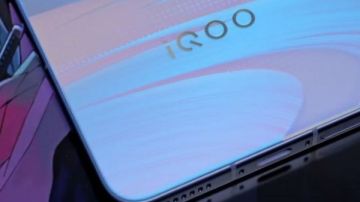 بقدرة شحن جبارة.. إليك أهم مواصفات هاتف iQOO 15