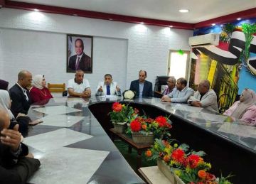  تعليم الجيزة الانتهاء من تسليم الكتب المدرسية للطلاب دون التقيد بالمصروفات