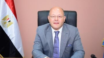 رئيس جامعة سوهاج يقود مسيرة ضخمة بمشاركة 10 آلاف طالب احتفالا بذكرى انتصارات أكتوبر