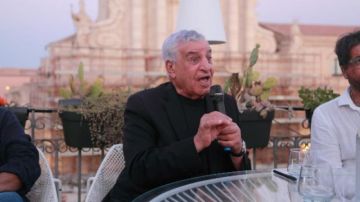 زاهي حواس: أنفقنا 2 مليار دولار على المتحف المصري الكبير