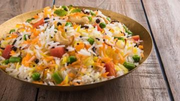 طريقة عمل الأرز البسمتي المفلفل .. بخطوات بسيطة طريقة عمل الأرز البسمتي المفلفل .. بخطوات بسيطة