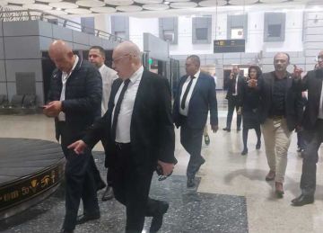 طوارئ في جمارك مطارات القاهرة وسفنكس والعاصمة لاستقبال ضيوف افتتاح المتحف الكبير طوارئ في جمارك مطارات القاهرة وسفنكس والعاصمة لاستقبال ضيوف افتتاح المتحف الكبير