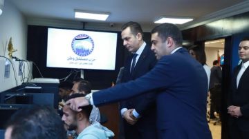 عبد الجواد يتفقد غرفة العمليات المركزية لحزب مستقبل وطن استعدادا لانتخابات البرلمان