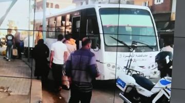 محافظ البحيرة تتابع انتظام العمل في مواقف المحافظة بعد تحريك أسعار الوقود