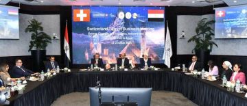 مسؤول: الإصلاحات الاقتصادية رفعت استثمارات سويسرا في مصر إلى 4.9 مليار دولار مسؤول: الإصلاحات الاقتصادية رفعت استثمارات سويسرا في مصر إلى 4.9 مليار دولار