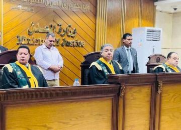 بدء جلسات محاكمة الطفل المتهم في قضية الدارك ويب أمام جنايات الاتجار بالبشر في 3 قضايا السبت المقبل بدء جلسات محاكمة الطفل المتهم في قضية الدارك ويب أمام جنايات الاتجار بالبشر في 3 قضايا السبت المقبل