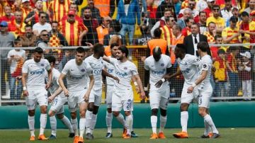 قاسم باشا التركي يخضع لإشراف حكومي وسط تحقيق في قضية احتيال قاسم باشا التركي يخضع لإشراف حكومي وسط تحقيق في قضية احتيال