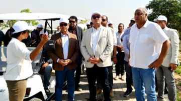 وزير الإسكان يتفقد الأعمال الأخيرة بمشروع حدائق تلال الفسطاط