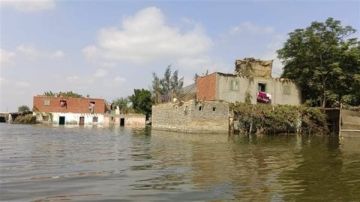 أراضي طرح النهر.. وزير الري: حق انتفاع مؤقت بالمخالفة لحين الإزالة وليس إيجارا أراضي طرح النهر.. وزير الري: حق انتفاع مؤقت بالمخالفة لحين الإزالة وليس إيجارا
