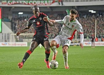 إحباط الريمونتادا.. أورلاندو بايرتس يودع دوري أبطال أفريقيا على يد سانت إيلوا لوبوبو إحباط الريمونتادا.. أورلاندو بايرتس يودع دوري أبطال أفريقيا على يد سانت إيلوا لوبوبو