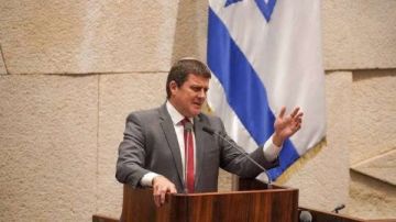 عضو بالكنيست يهاجم اتفاق إطلاق الرهائن ويرفض حضور كلمة ترامب عضو بالكنيست يهاجم اتفاق إطلاق الرهائن ويرفض حضور كلمة ترامب