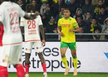 مصطفى محمد يسجل في خسارة نانت أمام موناكو في الدوري الفرنسي