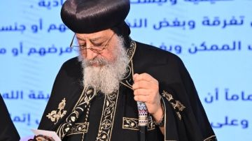 البابا تواضروس يشهد حفل تخريج 10 دفعات من مركز القديسة ڤيرينا للتمريض البابا تواضروس يشهد حفل تخريج 10 دفعات من مركز القديسة ڤيرينا للتمريض