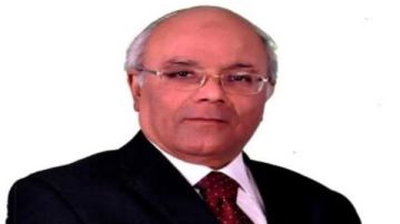 الفيومي: تسريع برنامج الطروحات الحكومية ضرورة لدعم السوق وزيادة خيارات المستثمرين