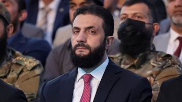 حصة المرأة لم تتجاوز 3 .. رئيس لجنة الانتخابات السورية: الشرع سيصحح الأمر حصة المرأة لم تتجاوز 3 .. رئيس لجنة الانتخابات السورية: الشرع سيصحح الأمر