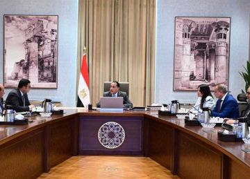 رئيس الوزراء يتابع إجراءات طرح مشروع حدائق تلال الفسطاط للإدارة والتشغيل رئيس الوزراء يتابع إجراءات طرح مشروع حدائق تلال الفسطاط للإدارة والتشغيل