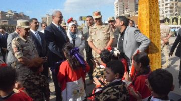 قيادات الغربية يتفقدون معسكر الإيواء العاجل ضمن صقر 156 لمجابهة الأزمات قيادات الغربية يتفقدون معسكر الإيواء العاجل ضمن صقر 156 لمجابهة الأزمات