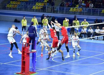 معسكر مغلق لـ رجال طائرة الأهلي بالإسكندرية