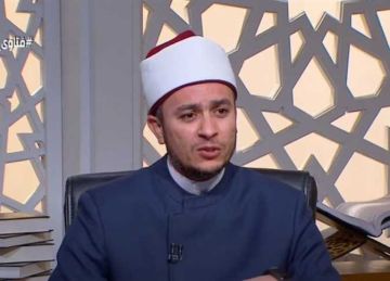 هل يجوز للزوجة التصدق من مصروف البيت دون علم زوجها؟.. أمين الفتوى يجيب