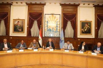 وضع شاشات عرض لبث مواد ترويجية عن المتحف المصري الكبير بالقاهرة وضع شاشات عرض لبث مواد ترويجية عن المتحف المصري الكبير بالقاهرة