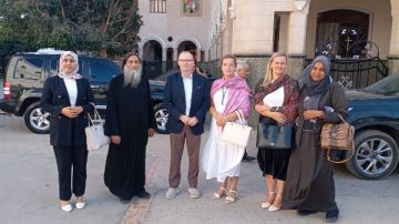 السفير التشيكي يزور دير المحرق بالقوصية ضمن جولته في أسيوط السفير التشيكي يزور دير المحرق بالقوصية ضمن جولته في أسيوط