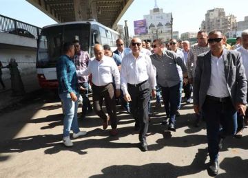 محافظ القاهرة: حملات يومية لحين إعادة الانضباط بمحيط ميدان رمسيس محافظ القاهرة: حملات يومية لحين إعادة الانضباط بمحيط ميدان رمسيس