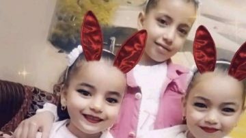 وسط بكاء وصراخ الأم.. تشييع جثامين 3 شقيقات في المنوفية