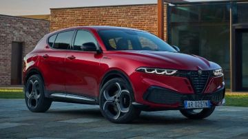 أسعار ألفا روميو تونالي 2026 في السعودية صور