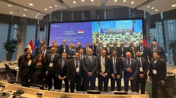 محمد سعدة: 75.7 مليار دولار استثمارات أوروبية في مصر خلال 10 سنوات محمد سعدة: 75.7 مليار دولار استثمارات أوروبية في مصر خلال 10 سنوات