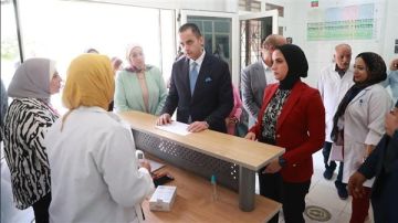 نائب وزير الصحة يوجه بتطوير مستشفى الحميات والماتيرنيتيه وتشغيل مجمع رعايات جديد بالإسكندرية