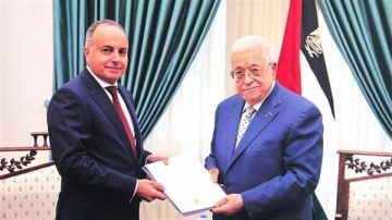 الرئيس السيسي يدعو أبو مازن لحضور افتتاح المتحف المصري الكبير الرئيس السيسي يدعو أبو مازن لحضور افتتاح المتحف المصري الكبير