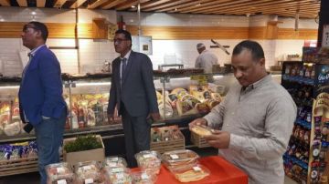 بقيادة الصافي .. الأقصر تواصل حملاتها على الأسواق لضبط الأسعار ومراقبة جودة السلع صور بقيادة الصافي .. الأقصر تواصل حملاتها على الأسواق لضبط الأسعار ومراقبة جودة السلع صور