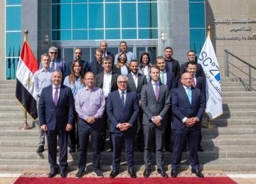 رئيس اقتصادية القناة لوفد الشركات الهولندية : حريصون على التعاون مع الشركاء الدوليين لتطبيق أحدث الحلول المستدامة رئيس اقتصادية القناة لوفد الشركات الهولندية : حريصون على التعاون مع الشركاء الدوليين لتطبيق أحدث الحلول المستدامة