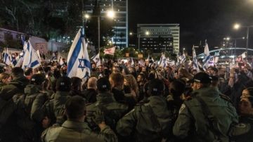 مظاهرات حاشدة أمام منزل نتنياهو ووزراء اليمين المتطرف