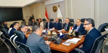 وزير التموين يبحث التعاون في الخدمات الرقمية بمشروع تطوير المجمعات الاستهلاكية والمنافذ التموينية مع أورانج مصر  وزير التموين يبحث التعاون في الخدمات الرقمية بمشروع تطوير المجمعات الاستهلاكية والمنافذ التموينية مع أورانج مصر
