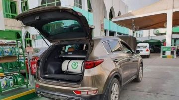 استعدادات مكثفة لافتتاح أول محطة تموين السيارات بالغاز الطبيعي فى مطروح