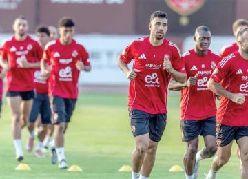 توروب يحفز لاعبي الأهلي قبل مباراة إيجل نوار البوروندي في دوري أبطال أفريقيا توروب يحفز لاعبي الأهلي قبل مباراة إيجل نوار البوروندي في دوري أبطال أفريقيا