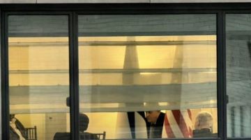 فضيحة بروتوكولية.. ثغرة أمنية تترك نتنياهو عرضه للاغتيال داخل فندق في نيويورك فضيحة بروتوكولية.. ثغرة أمنية تترك نتنياهو عرضه للاغتيال داخل فندق في نيويورك