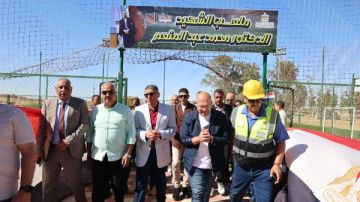 محافظ الجيزة يتفقد مركز شباب المناجم بالواحات البحرية