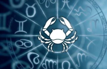 برج السرطان.. حظك اليوم الأحد 19 أكتوبر 2025: أدر المهام الصغيرة