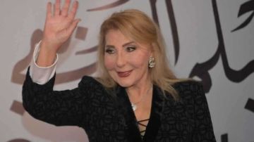 تكريم نادية الجندي في مهرجان وهران السينمائي.. لحظة وفاء للفن والإبداع تكريم نادية الجندي في مهرجان وهران السينمائي.. لحظة وفاء للفن والإبداع