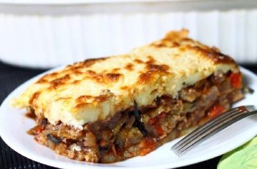 خطوة بخطوة .. طريقة عمل المسقعة بالبشاميل