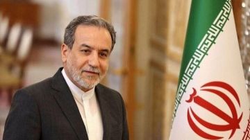 عراقجي: إيران والولايات المتحدة تتبادلان الرسائل عبر وسطاء