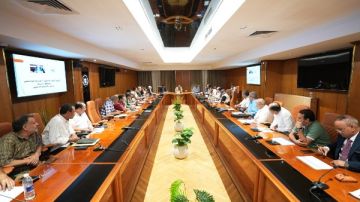 محافظ أسيوط يترأس اجتماعا لمتابعة مشروعات حياة كريمة.. ويؤكد: لا تهاون مع أي تقصير محافظ أسيوط يترأس اجتماعا لمتابعة مشروعات حياة كريمة.. ويؤكد: لا تهاون مع أي تقصير