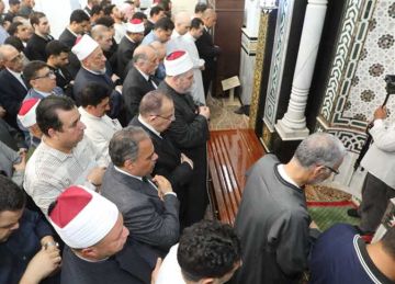 تكريما لعطائه العلمي والدعوي.. إطلاق اسم الدكتور أحمد عمر هاشم على أحد مساجد الزقازيق