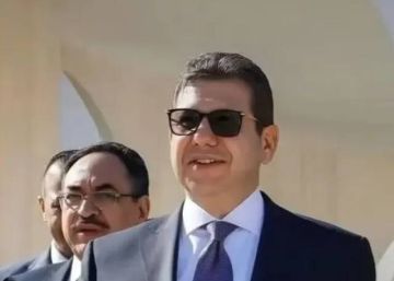 رئيس المخابرات المصرية يجتمع مع الأمين العام للجبهة الديمقراطية لتحرير فلسطين رئيس المخابرات المصرية يجتمع مع الأمين العام للجبهة الديمقراطية لتحرير فلسطين