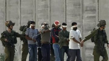 عليها آثار تعذيب وحروق.. إسرائيل تعيد جثامين أسرى قطاع غزة عليها آثار تعذيب وحروق.. إسرائيل تعيد جثامين أسرى قطاع غزة