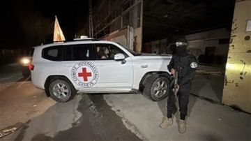 هيئة البث العبرية: أماكن جثامين 4 أسرى في غزة غير معروفة هيئة البث العبرية: أماكن جثامين 4 أسرى في غزة غير معروفة