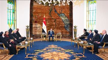 الأرثوذكسية: استقبال الرئيس السيسي للبابا تواضروس ووفد الكنائس العالمي يؤكد احترام الدولة للكيانات والمعتقدات الأرثوذكسية: استقبال الرئيس السيسي للبابا تواضروس ووفد الكنائس العالمي يؤكد احترام الدولة للكيانات والمعتقدات