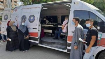 الداخلية تيسر إجراءاتها على المواطنين الراغبين في الحصول على الخدمات الشرطية الداخلية تيسر إجراءاتها على المواطنين الراغبين في الحصول على الخدمات الشرطية